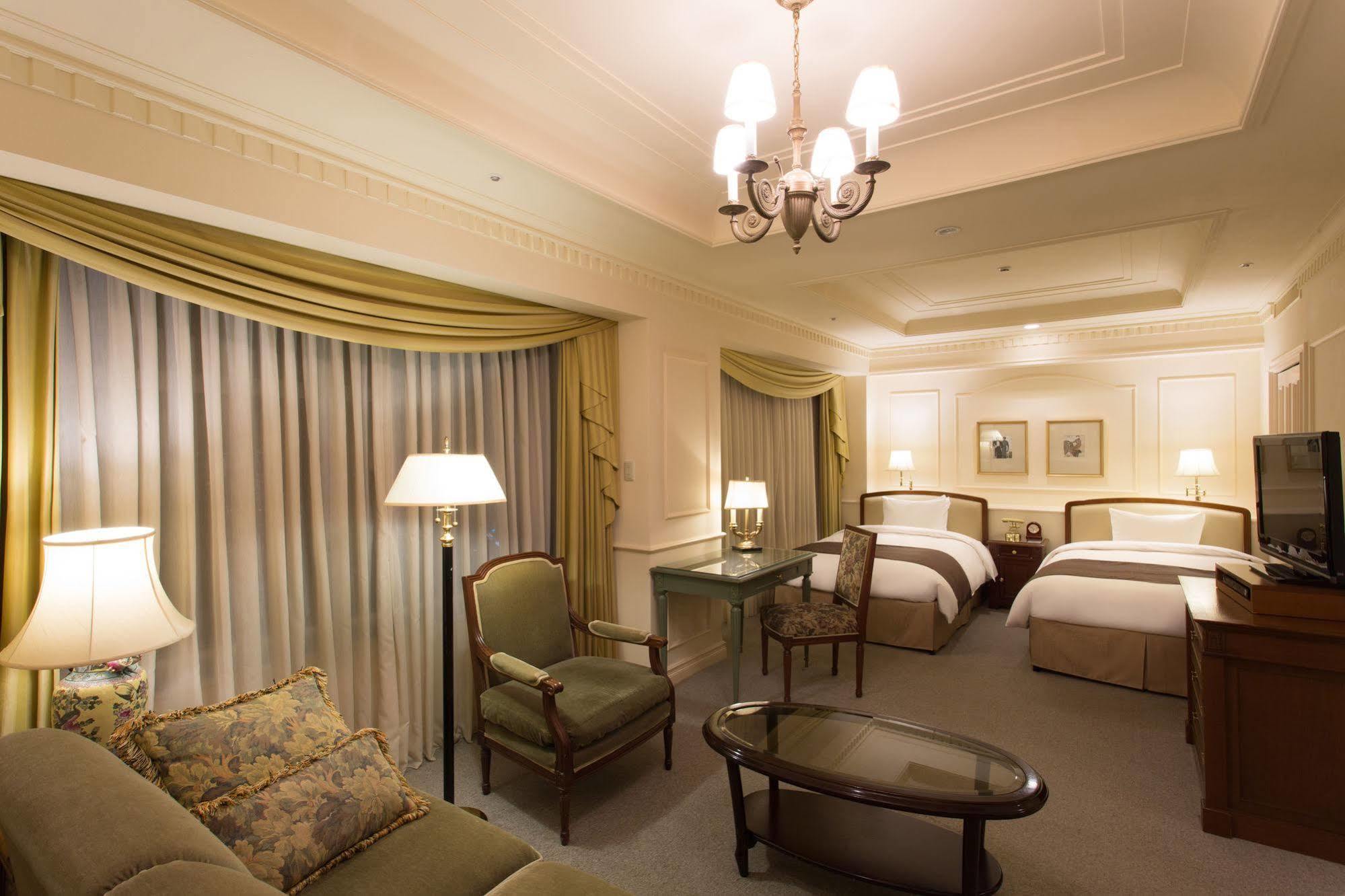 Hotel The Manhattan Chiba Exterior photo